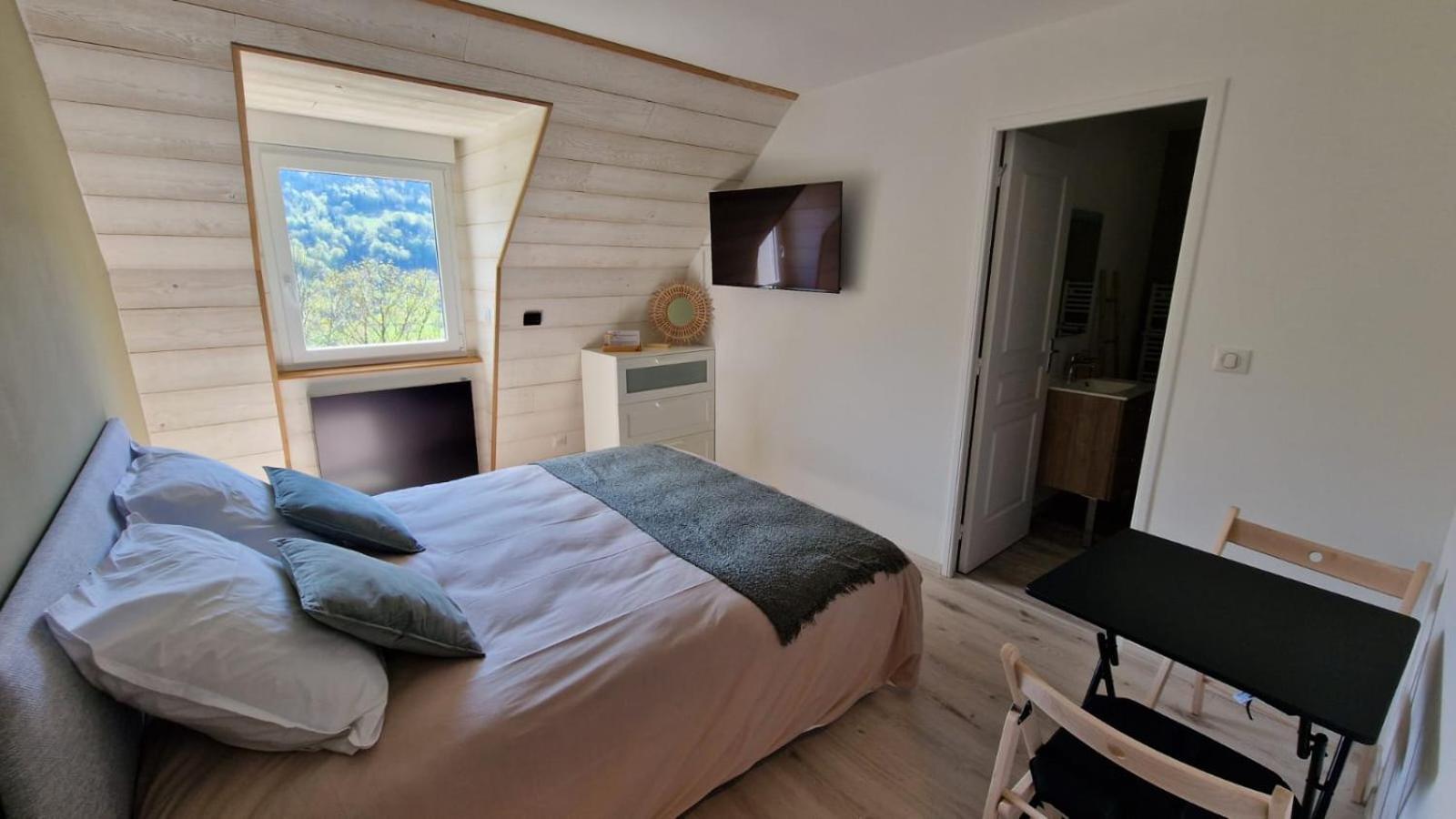 La Lys Martagon Bed & Breakfast Le Falgoux Luaran gambar
